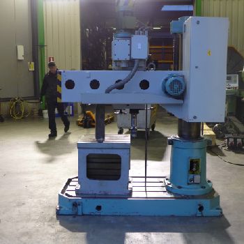 MAS VO 32 Radial drilling machine
