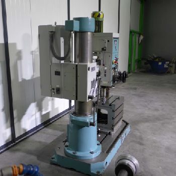 MAS VO 32 Radial drilling machine