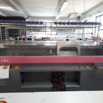Steiger Vesta 130E Flat knitting machine