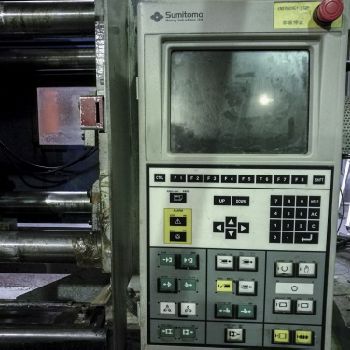 SUMITOMO SE100S Injection moulding machine