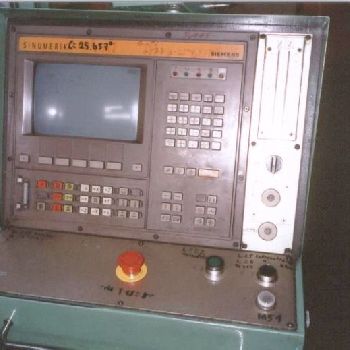 Unisign Univers 4 Machining center - vertical