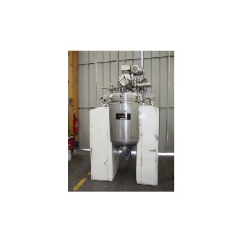 Stainless steel SIP vacuum mixer with insulated stainless steel jacket