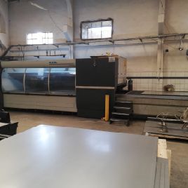 Máquina de corte por láser de CO2 LVD AXEL 3015 4kW