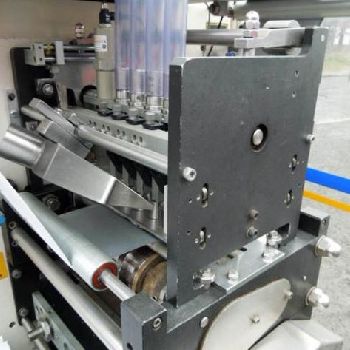Ilapak Alfa PC400 Bagging machine - Vertical - Sachet machine