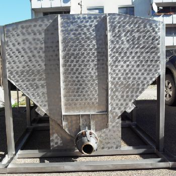 Used Amos Heilbronn - Wine, beer or alcohol making machine