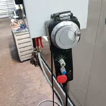 Walter WM 1300 cnc vertical milling machine