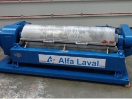Centrifugeuse à décanteur Alfa Laval NX418B-31G SS d'occasion.