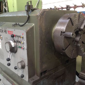 Tacchi HS1000 heavy duty lathe