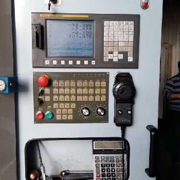 Used Twinhorn VP 1100 Machining center - vertical