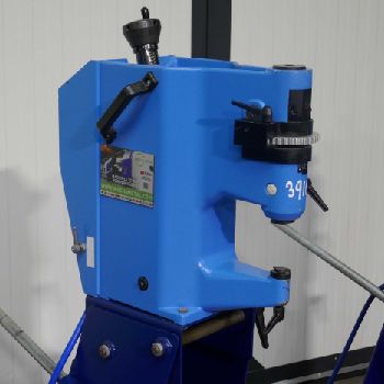 Eckold KF 170 PD Notching machine