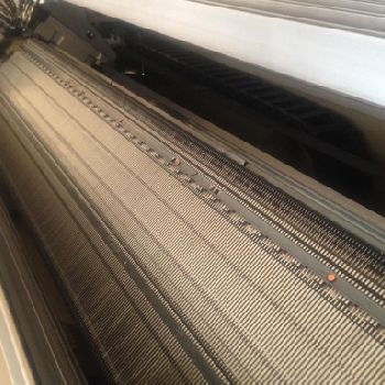 Shima Seiki 122 FF gg8 Flat knitting machine