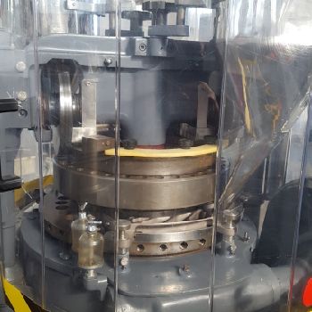 Manesty BB3B Rotary tablet press