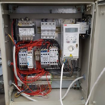 Manesty BB3B Rotary tablet press