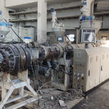 Windsor KTS 700 Extrusion line PVC