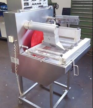 IKM TBM 300 - enrober for chocolate - Chocolate production machine