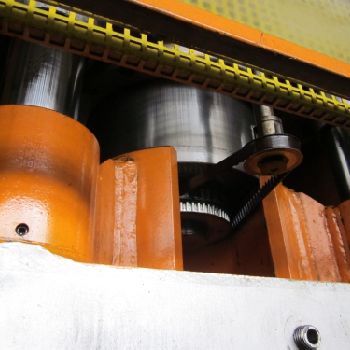 HANS SCHOEN UTE-B (UVV) Hydraulic Double-Column Press