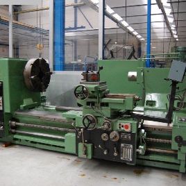 Tour lourd TOS SU 125