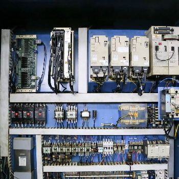 Hyundai SPT V30TD cnc vertical milling machine