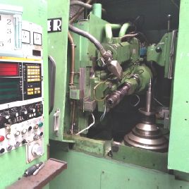 Generadora manual de engranaje horizontal Pfauter PA 320 NC