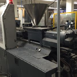 Machine de moulage par injection compacte Demag 125-820T