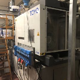 Toyo SI 550 IV Injection moulding machine