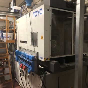 Toyo SI 550 IV Injection moulding machine
