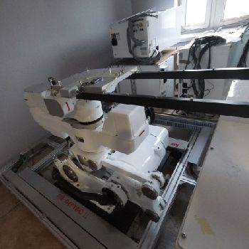 Motoman Yaskawa YR-CSP50 Industrial robot