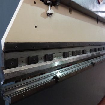 Ajial Colly 3050 Hydraulic press brake