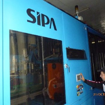 Sipa SF8/3 Blowmoulding machine