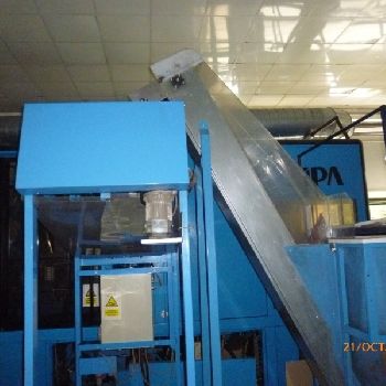 Sipa SF8/3 Blowmoulding machine