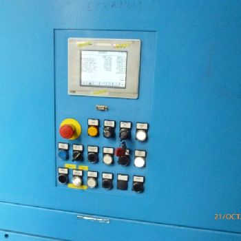 Sipa SF8/3 Blowmoulding machine