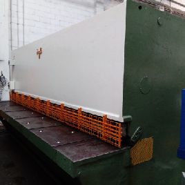 Used Verrina 4050 X 12 mm hydraulic shear