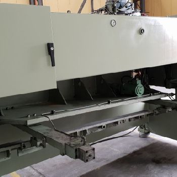 Boutillon 8-3100 hydraulic shear