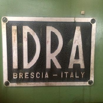 URGENT SALE - Idra MP 16100-1750 SD Injection moulding machine + Engel R-1 Robot ERC 83/2 - E (2003)