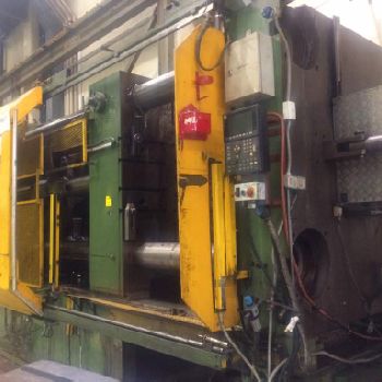URGENT SALE - Idra MP 16100-1750 SD Injection moulding machine + Engel R-1 Robot ERC 83/2 - E (2003)