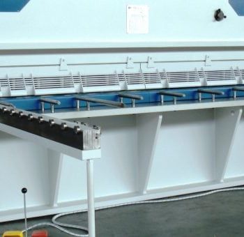 Used IMAL 3050 X 12 mm hydraulic shear