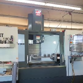 Centro de mecanizado Haas VF-5XT - vertical