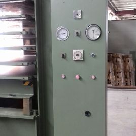 Used COLOMBO 2500x1300 mm HOT WORING Press