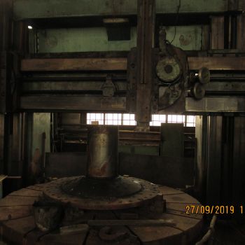 Sedin 1557 heavy duty lathe