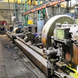 Skoda SR 1000x8000 heavy duty lathe