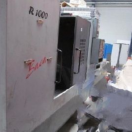 Centro de mecanizado AFM R1000 - vertical