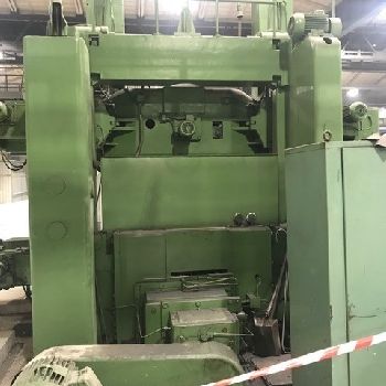 Rafamet KCF 200 vertical turret lathe