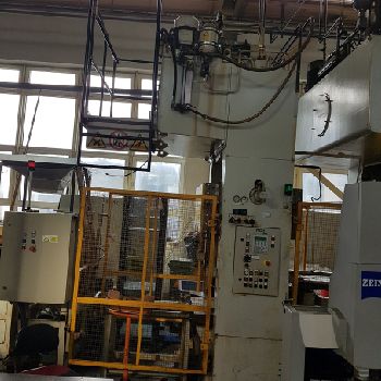 Dieffenbacher PO DT II 200/ 60 Plastic machine