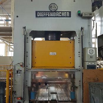 Dieffenbacher PO DT II 200/ 60 Plastic machine