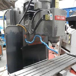 Fresadora cnc XYZ VM 3500