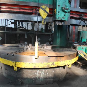 Rafamet KCF 400 vertical turret lathe