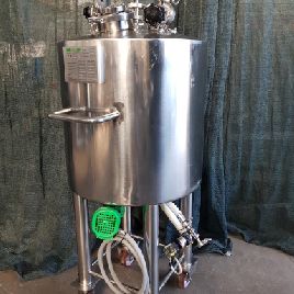 Novinox 157 LT - Tanque de disolución con camisa usado