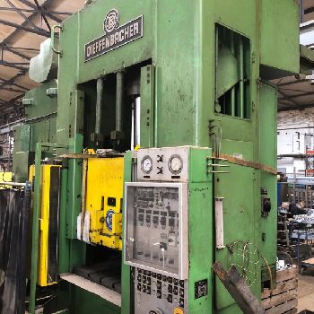 Dieffenbacher DT II 100/40 metal press