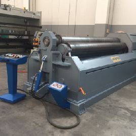 Máquina laminadora de placas AKYAPAK AHS de 10 / 14x3100 usada - 4 rollos