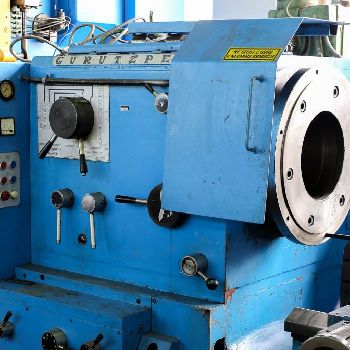 Gurutzpe 1000x1000 lathe